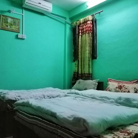 Anmol Guest House Kathmandu Buitenkant foto